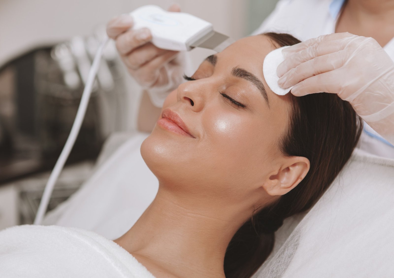 Hydra Facial